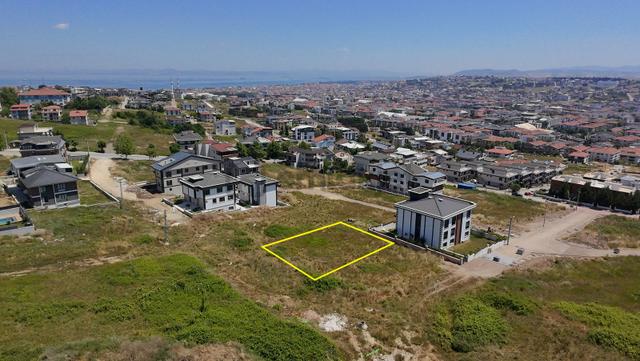 Yalova Kazım Karabekir Mah.'de 721,89 M2 Satılık İmarlı Arsa 3
