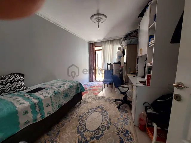 Gaziosmanpaşa Küçükköy Yeni Mah Acil Satılık Dubleks Asansörlü 4+2 200 M2 3