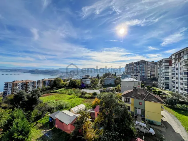 Trabzon Ortahisar Yalı'da Kiralık 4+1 Lüks Daire: 230m², Deniz Manzaralı, Site İçinde 1