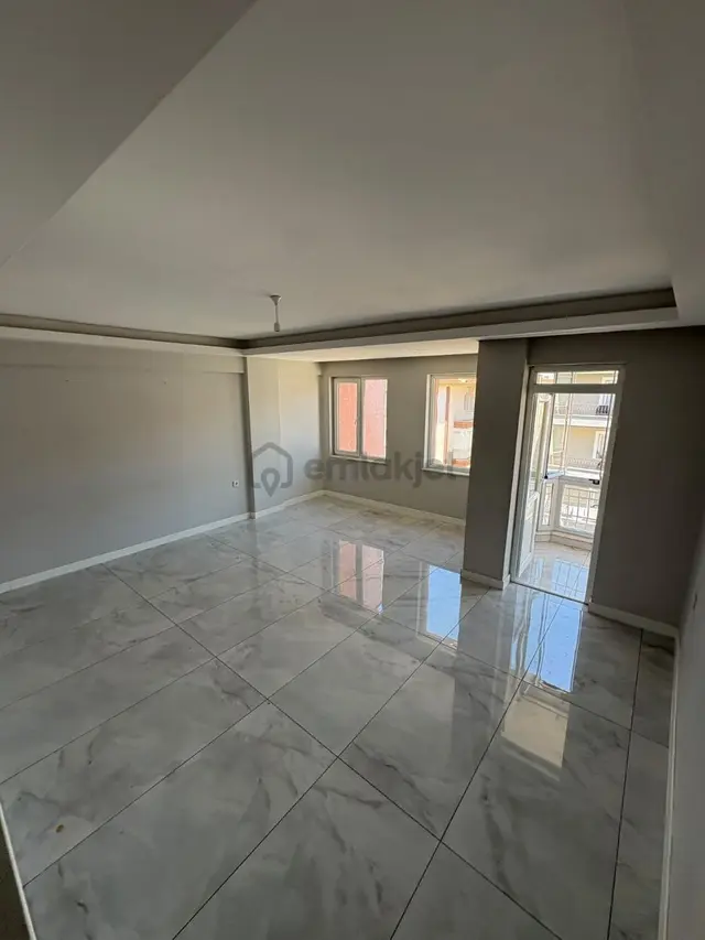 Diş Fakültesi Ve Karayolları Parkı Yakınında Temiz 3+1 2