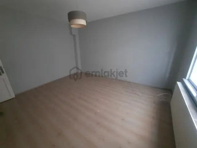 Silivri Alibey .kiralık 2+1 D.gazlı 1.kat Daire 2