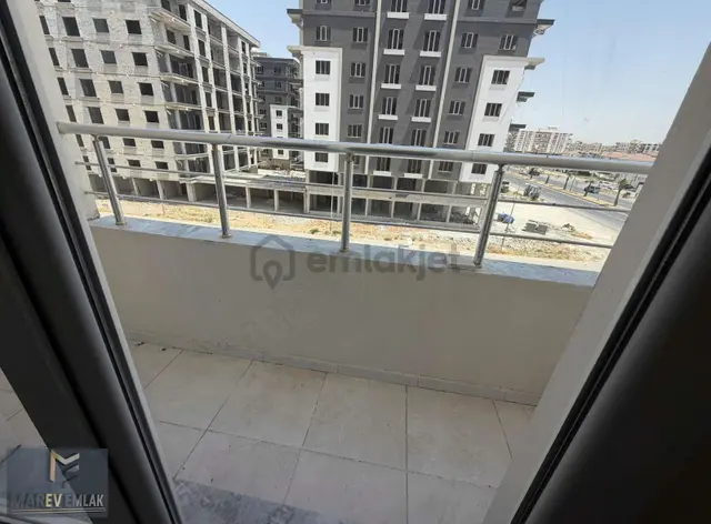 Marev Emlaktan Kiralık 4+1 Geniş Daire 3