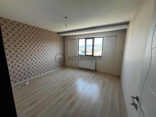 Acilll Kestel Vani Mehmette Site İçinde 3+1 Ara Kat Daire 2