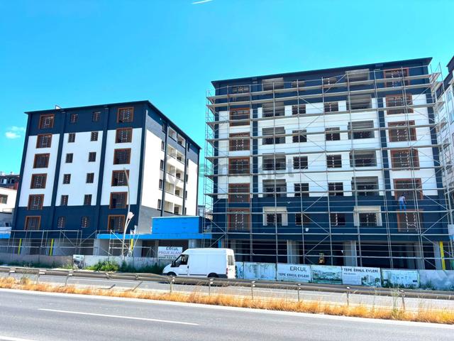 **eryıldız İnşaat**kombi**ankastre**cam Balkon**duvar Kağıdı**vestiye**fuul+fuul 3+1'ler 5
