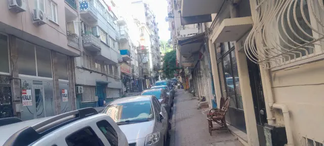 Merkezde Balkonlu Kombili Manzaralı Son Kat Satılık Daire. 3