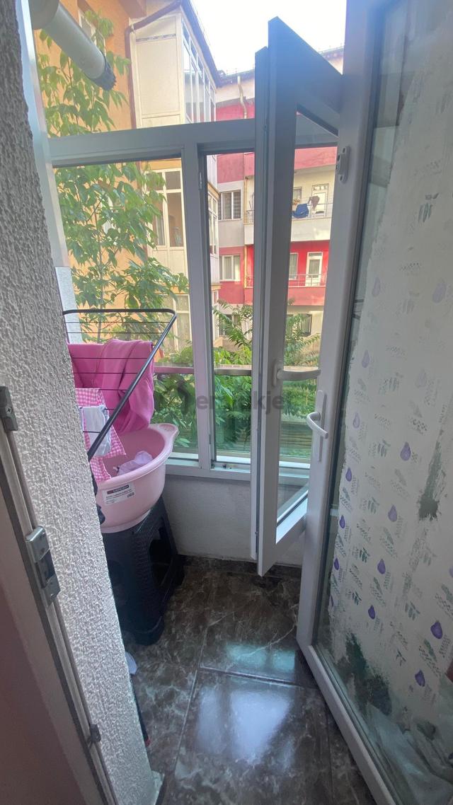 Şehir Merkezinde 1+1 Bakımlı Yüksek Giriş Satılık Daire 5
