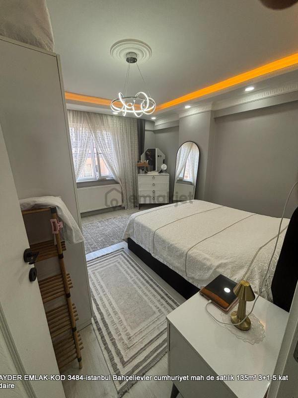 İstanbul Bahçelievler Cumhuriyet Mah De Satılık 135m² 3+1-5.kat Daire 4
