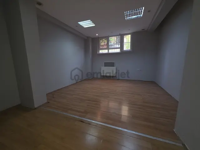 Gazze Caddesi Paraleli 300m2 Çok Amaçlı Dükkan 4
