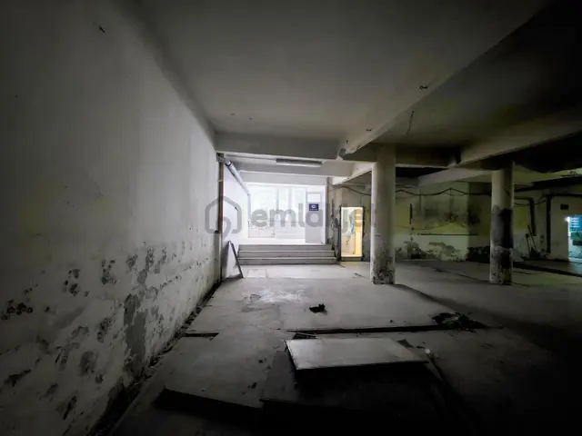 4.levent Metro Yanı 250 M² Çift Girişli Geniş Ticari Alan 4