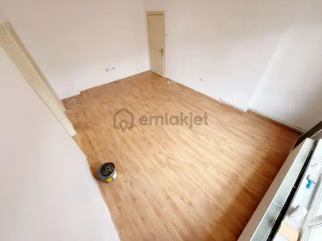 İncirli R.saydam Cd.yakını Katta 3+1 Yapılı Kiralık Daire.. 5