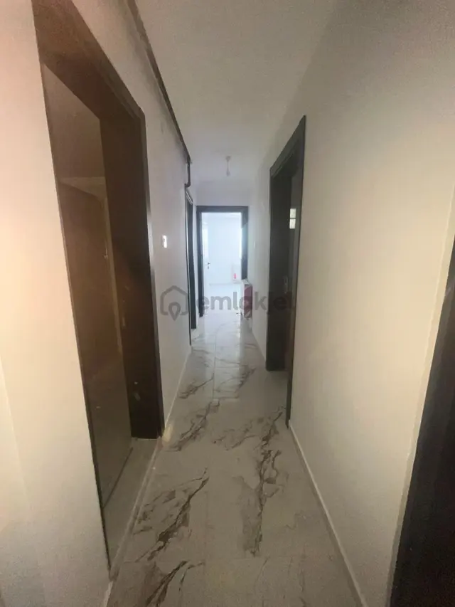 Alaybey Mahallesi Satılık Daire 2+1 90m2 M2 5 Katlının 2 Katı Full Özelikli Banyolu 2