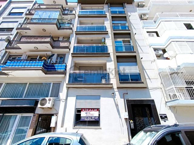 Karşıyaka Donanmacıda Aksoy Yakını Bahçeli 1+1 Boş Kiralık Daire 1
