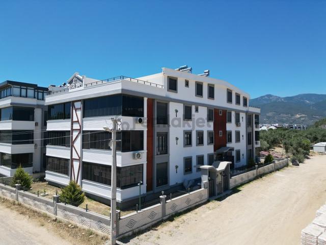 ▀jet'ten Akçayda Ön Cephe Ebv.banyolu Denize 200m Lüx 3+1 Daire▀ 1