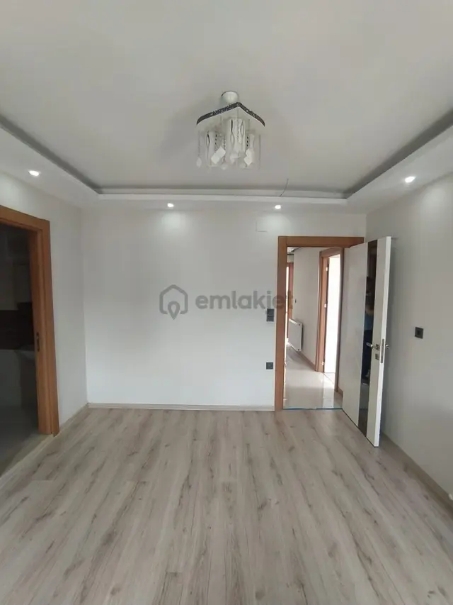 Atıcı'dan Belediye Yanında Geniş Kombili Yatay Mimari 5
