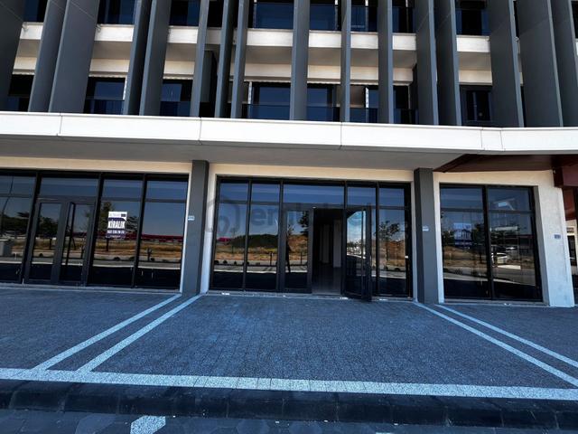 Bayır Park Plazada Kiralık Ticari Mağaza Ve Dükkanlar 5
