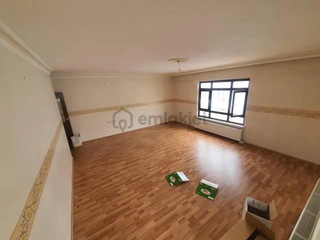 Mehmet Zengin'den Pursaklar Çarşamba Pazarı Yakını 3+1 Daire 2