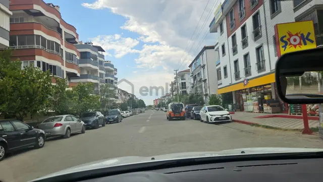 Kw Zena Akçay-altınkum' Da Plaja 1km Mesafede Kiralık Eşyalı 2+1 1