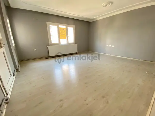 Alsancak Fuarın Dibinde 3+1 110m2 Dgazlı Arakat Asansörlü Kiralık Daire 3