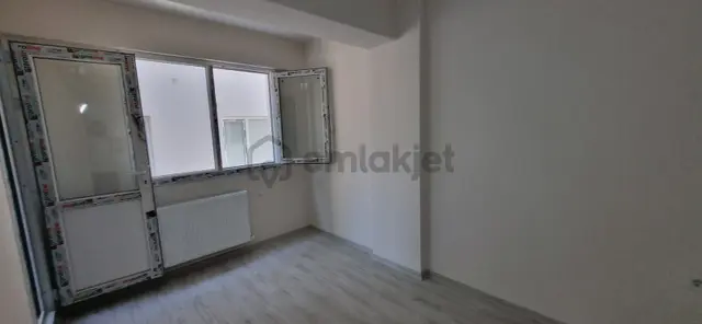 Menemen Hastane Bölgesi Kiralık Daire 3