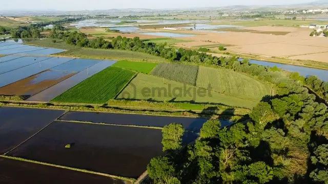 Era Söz'den Manyas'ta Dere Kenarı Ulaşımı Kolay Sulak Tarla 3