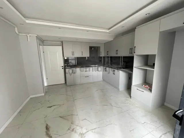 Salihli Namıkkemal Mahallesinde Satılık 3+1 Daire 1