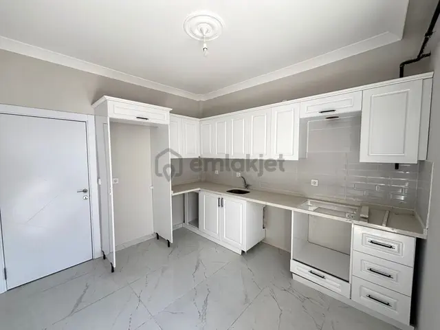 **eryıldız İnşaat'tan**şook Fiyat!**iskanlı K.otoparklı Lüks 2+1 1