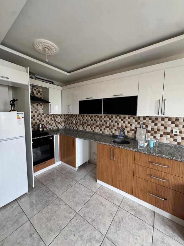 Zeki Emlak'tan Muradiye Mahallesinde 2+1 Eşyalı Kiralık Daire 4