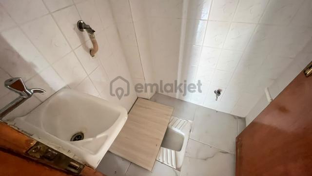 Konut Emlak'tan Mahallenin En Uygun 2+1 Kiralık Dairesi 4