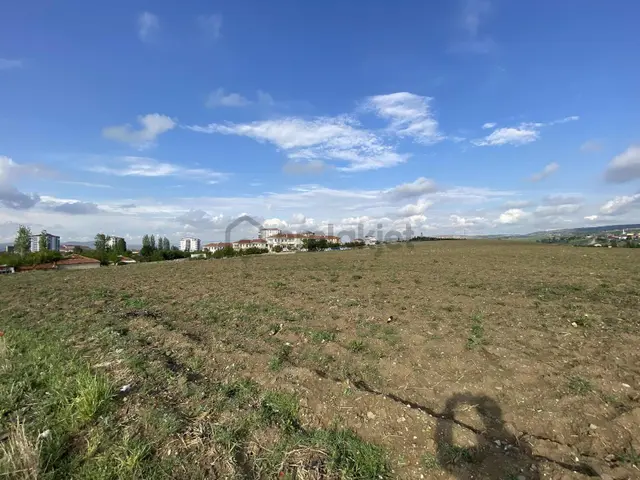 Avantaj'dan Fırsat!! Kıbrısköy'de Konut İmarlı Arsa... 3