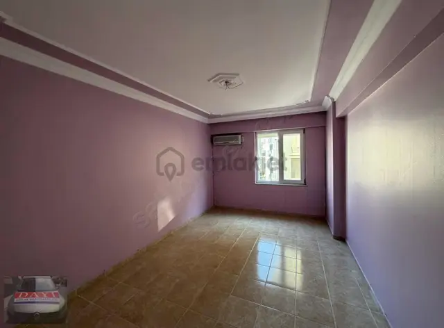 Dayı Emlaktan Merkezi Konumda Satılık Daire 5