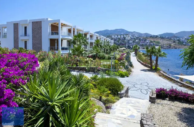Bodrum Yalıkavak'ta Denize Sıfır 4+1 Satılık Bahçe Dubleksi 3