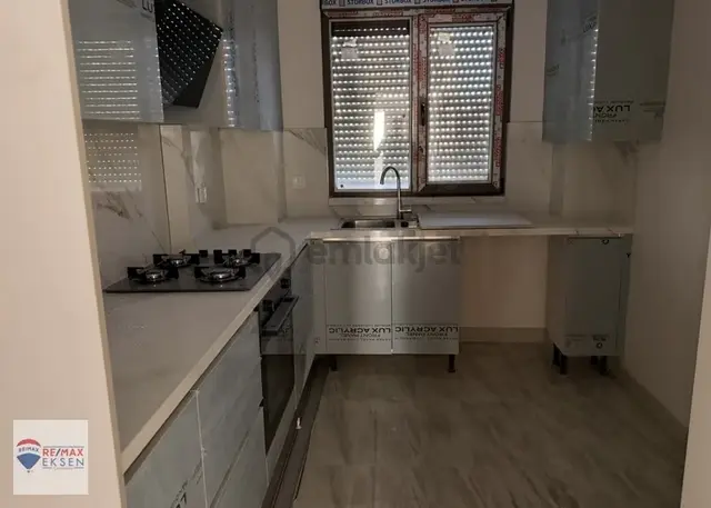 Bostancı Mehmet Şevki Paşa'da Sıfır 3+1 Kiralık Burak Tok'tan 5