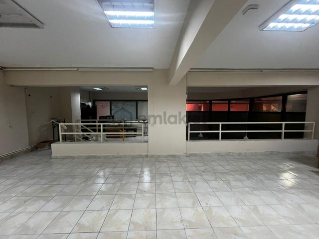 Tekstilkent'te Yük Asansörünün Yanında 125 M2 Kiralık İş Yeri 3