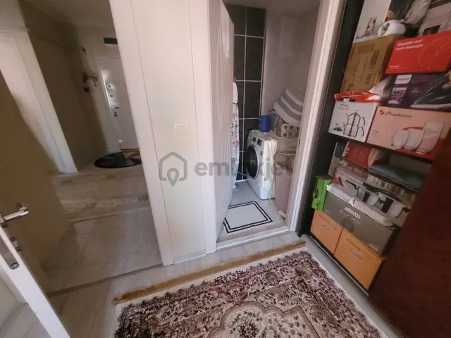 Yayla Mahallesi Merkezi Konumda Ara Katta Asansörlü 3+1 2