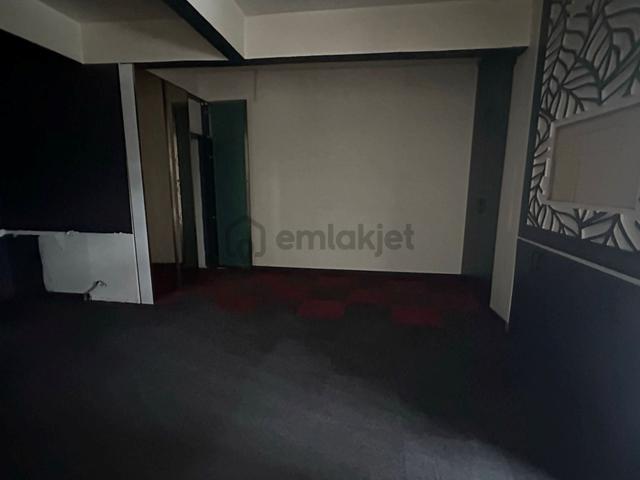 Güneşli 15 Temmuz Mah Gülbahar Caddesi Yakını Kiralık Dükkan 4