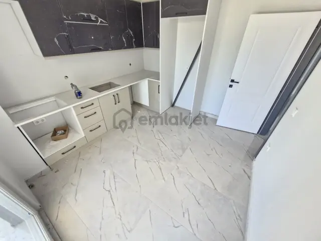 Huzur'dan Site İçerisinde Uygun Fiyatlı 2+1 Sıfır Satılık Daire 2
