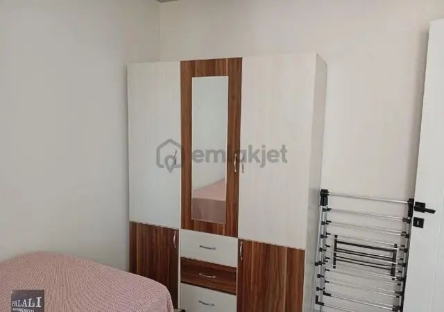 Adana Sarıçam Osman Gazide Okul Cami Pazar T Tsşıms 1+1 Eşyalı Satılık 2