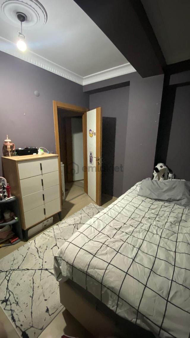 Arı Emlaktan Satılık 3+1/120m2 Ara Kat Daire 2.kkat 5