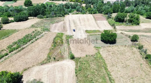 Göynük Karaardıç Köyünde 286 M2 Satılık Arazi 4