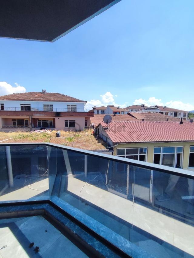Çarşı Merkezinde Arakat Kiralık 3+0 Daire / 130 M2 4