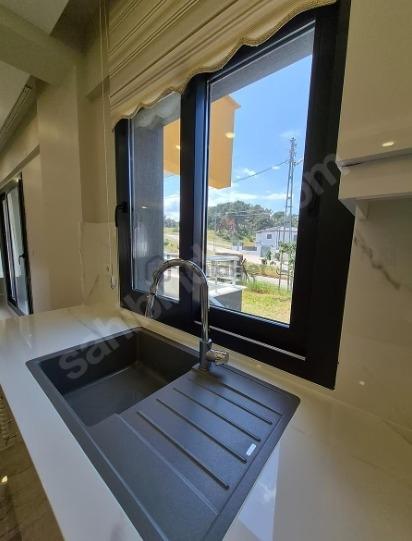 Daire Parasına Müstakil Villa Lüks Yapım 4 Cephesi Açık 4
