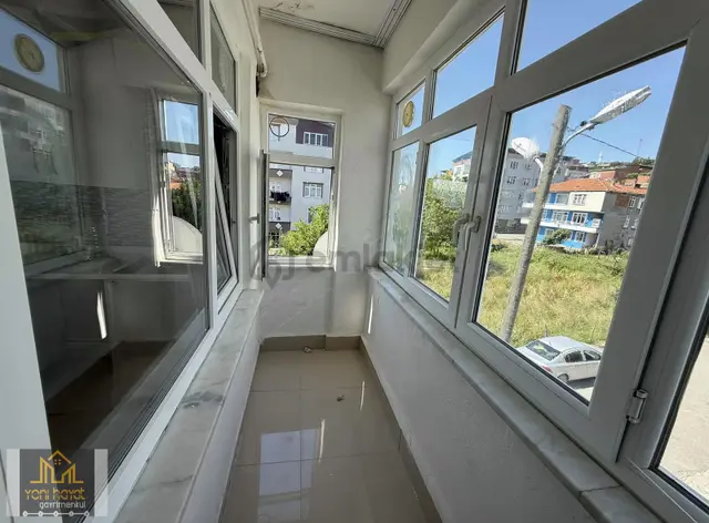 Kadifekale'de 2+1 Ara Kat Kiralık Daire 3