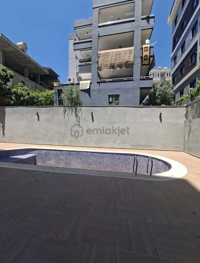 Çıplakl'da Geniş 62 M2 1+1 Daire 2