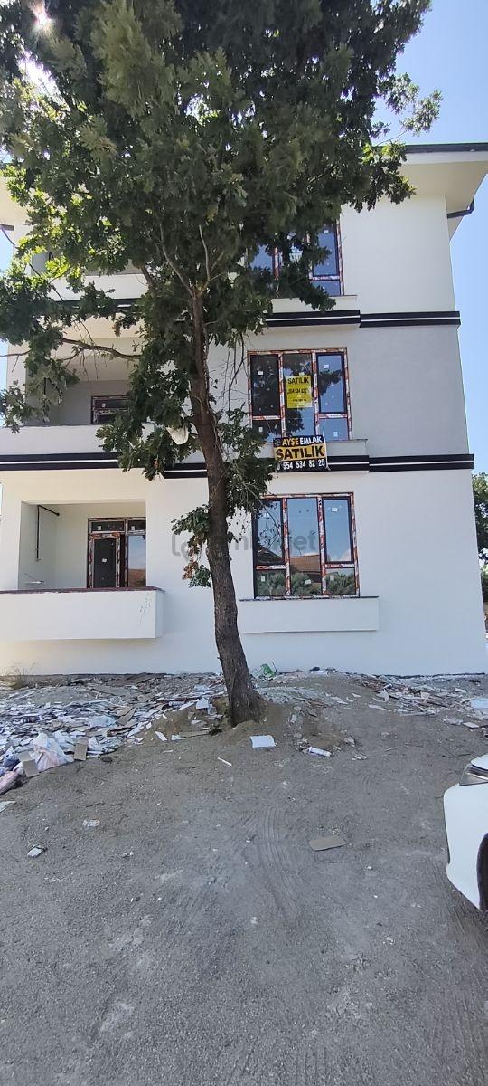 Ayşe Emlak'tan Neviye Villalar Bölgesinde 2+1 Lüks Daire 3