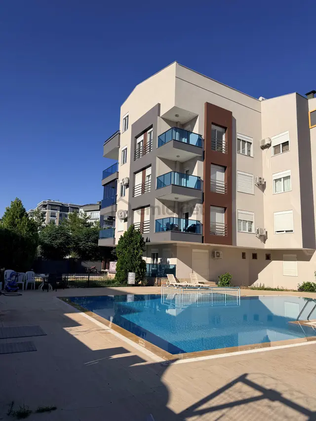 Antalya Kepez Göksu Mahallesi’nde Havuzlu Sitede Eşyalı 2+1 Kiralık Daire 5