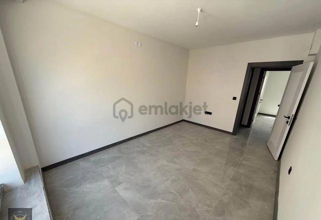 Esenyurt Güzelyurt Mahallesinde Marmara Park Avm Yakın Metrobüse Komşu 2+1 Dairemiz 5