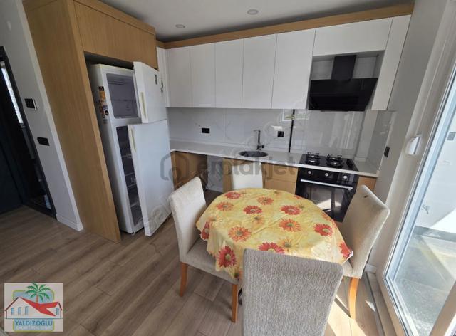 Hastaneye Yakin Satılık Eşyalı 1+1 Arakat Daire 4