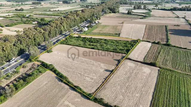 Dünyanın En Güzel Kavşağının Yanında 4.283 M2 Anayola Sıfır 2