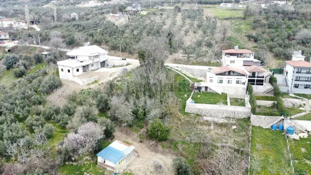 Köy İçi Arsa 1