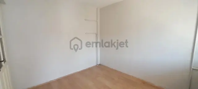 A.menderes'te 9.kat Panoramik Şehir Manzaralı Geniş 2+1 Kiralık 5